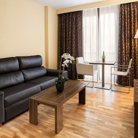 Hotel Exe Dona Carlota à Ciudad Real Extérieur photo