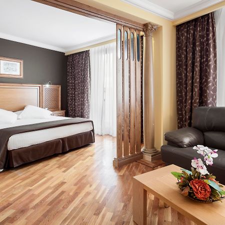 Hotel Exe Dona Carlota à Ciudad Real Extérieur photo