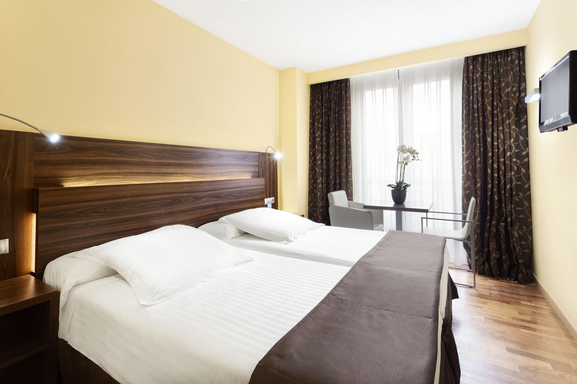 Hotel Exe Dona Carlota à Ciudad Real Extérieur photo