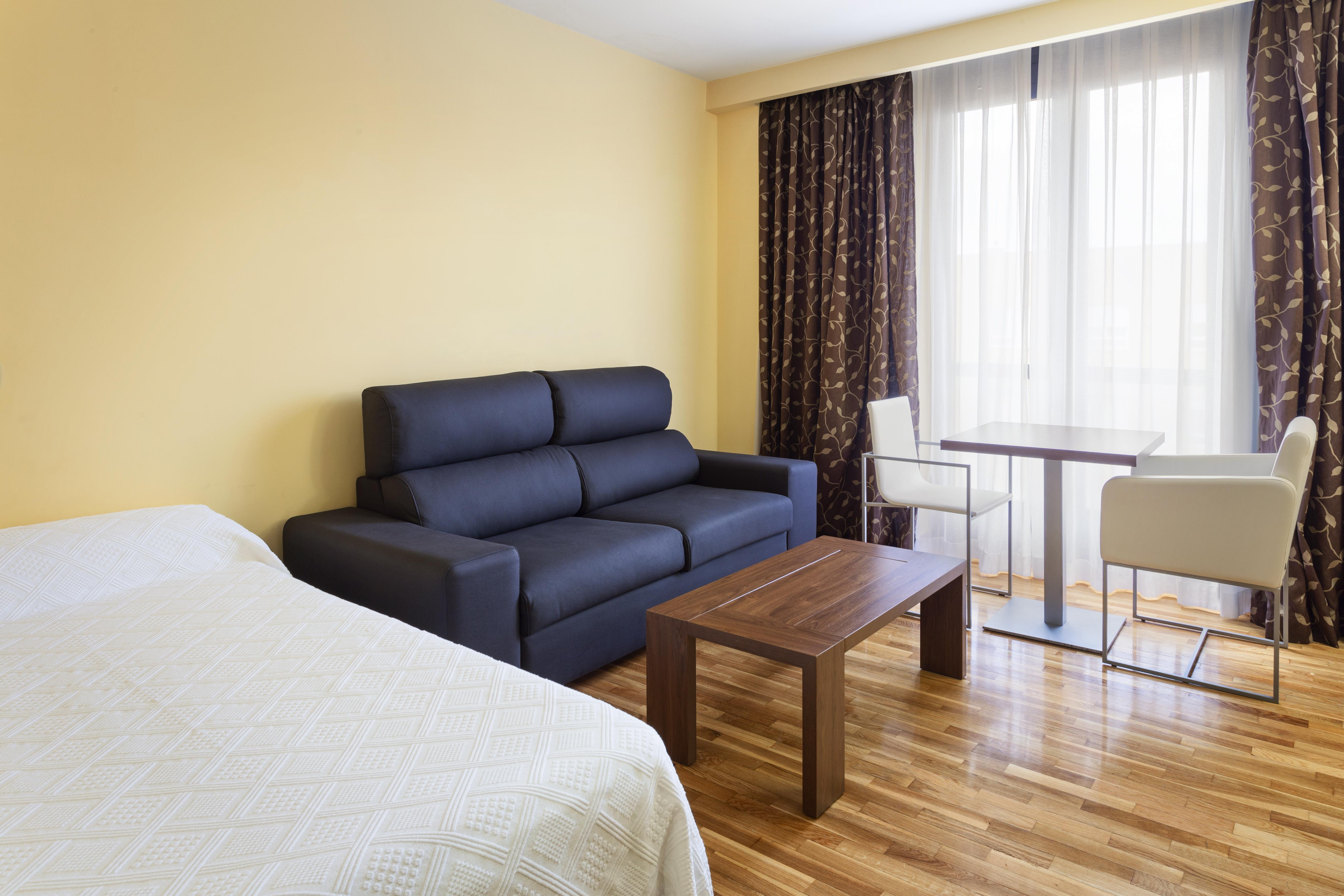 Hotel Exe Dona Carlota à Ciudad Real Extérieur photo